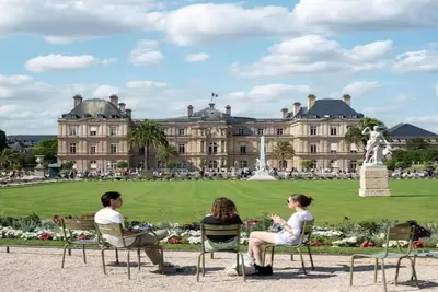 Image de Quiet and fabulous view on the iconic Jardin du Luxembourg In Saint Germain
