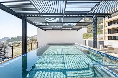 Image de Excellent Location, Dt walking, ocean view