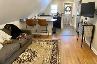 Image de Comfy Cozy 2br Home Away from Home