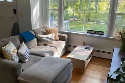 Image de Saugerties Cottage - relaxing home in nature, close to downtown, Hits & hikes