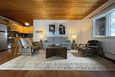 Image de Luxury Glacier National Condo with Lake & Ski