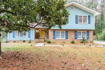 Image de Cozy & Spacious 3bd/2. 5bth Home