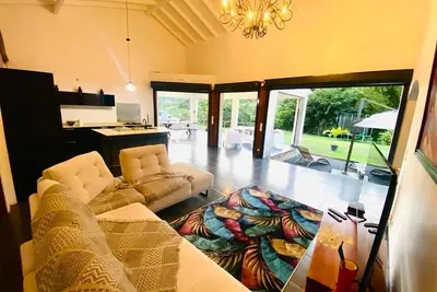 Image de Villa vue montagne accès privatif à la rivière