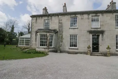 Holmere Bank, pet friendly, with open fire in Carnforth