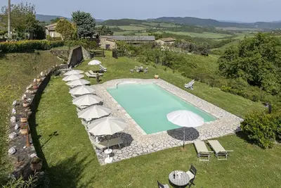 Image de Joli appartement dans une maison de vacances pour 7 personnes avec Wifi, piscine et parking