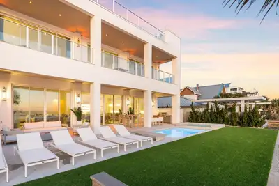 Image de 'Domus Pacis' | Two Pools, Beach Front, Next to Seaside 30a