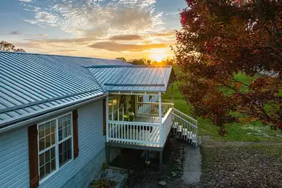 Image de New! ! ! Thuja Hideaway next to NewRiverGorge. Amazing star gazing. Pet friendly!