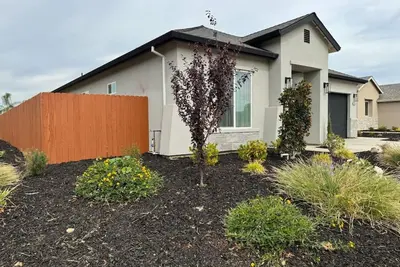 Image de New One-Story Home * Quiet Neighborhood