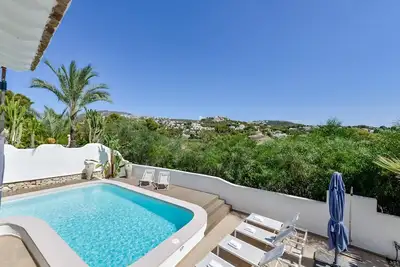 Image de Villa à louer à Moraira, Florida.