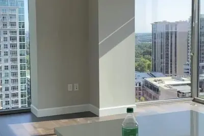 Image de 1 Bed, 1 Bath Luxury High Rise Condo. Sleeps 4