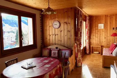 Image de Appartement cosy aux Gets, 1 ch, 4 pers, terrasse sud, parking, Wi-Fi, près des remontées et navettes