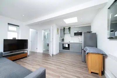 Image de Modern Apartment in Enfield with Comfort
