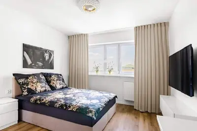 Image de Cozy and quite studio, near to Chopin airport and well connected with center.