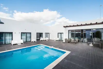 Image de Casa de Baco - Un havre de paix moderne à Igrejinha