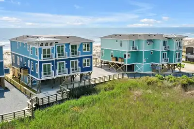 Image de Brand New 12 Bedroom, Oceanfront Home-Walk to Restaurants, Stores, & Entertainment
