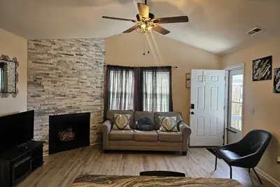 Image de Convenient Modern Villa, 3 beds, Near Everything