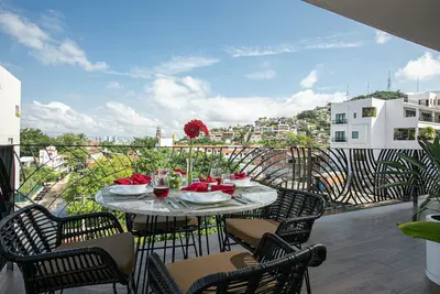 Image de Prime 2br Condo, Rooftop Pool & Gym