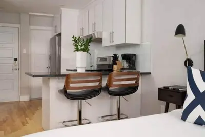 Image de Bright & Modern Studio - Le Plateau\n\n