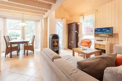 Image de Beach house Sekobbe 218 with sauna, fireplace and whirlpool