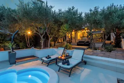 Image de Homerez - Charmante maison Ă Stari Grad avec jardin