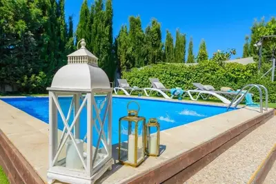 Image de Homerez - Villa grandiose à Chimeneas, piscine privée