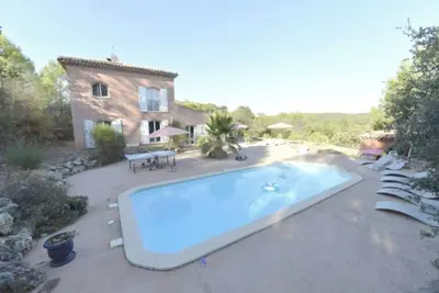 Image de Homerez - Villa aux Arcs avec piscine
