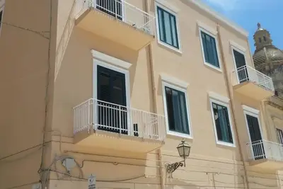 Image de Homerez - Appartement spacieux Ă Marsala avec balcon