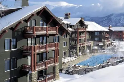 Image de Aspen Ritz Carlton, 3 Bedroom, Ski-in/Ski-out, New Year's Eve Week, Sleeps 8
