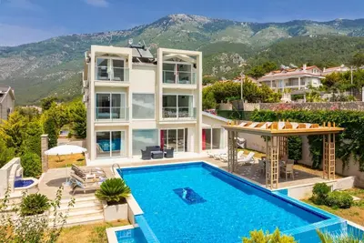 Image de Villa Premium F - Quatre Chambres Villa, Couchages 8