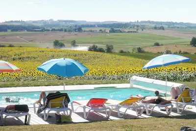 Image de Homerez - Studio Pauilhac - Piscine partagée
