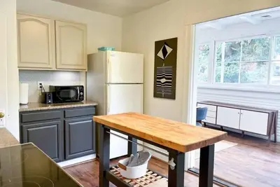 Image de Spacious 1 bedroom Apartment\n\n