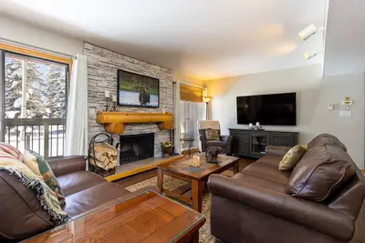 Image de Newly Updated Wild Irishman Condo