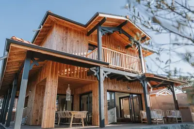 Image de Très belle villa climatisée avec piscine chaufée et nombreuses prestations - 449876