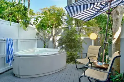 Image de Harrison's Hideaway-Sleeps up to 4, K & F Sl Sofa!