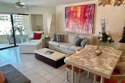 Image de Terrasol Beach Resort, Beachfront, Ocean front 2 bedroom condo 106, New Listing