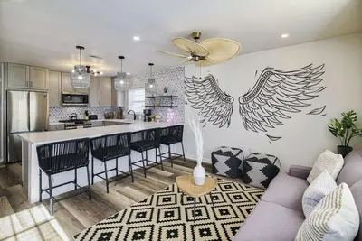 Image de Imani Playce: Perfect location w/ Boho Vibes!