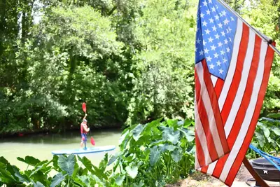 Image de #2 Sons Rio Cibolo Safari Cabin