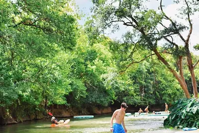Image de #12 Son's Rio Cibolo Safari Cabin