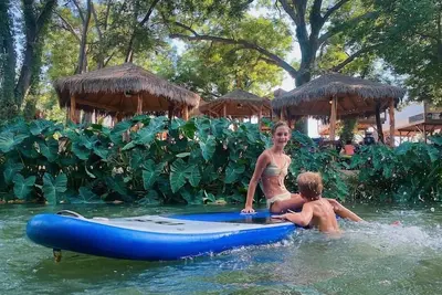 Image de #23 Son's Rio Cibolo Safari Cabin