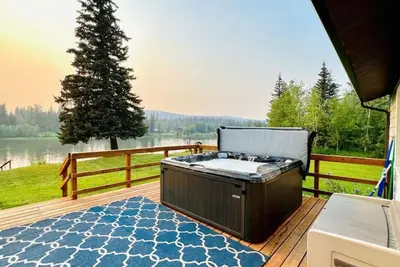 Image de Life’s Better on the River!
