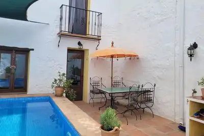Image de Family townhouse w/private pool, terrace, mountain & sea views. A hikers dream!