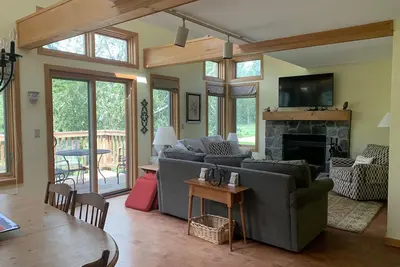 Image de Golf Course views, privacy, and comfort; 3-month winter seasonal rental