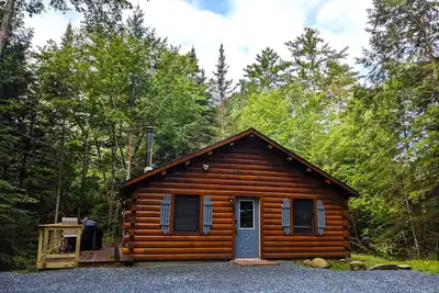 Image de Secluded Cozy Cabin in Mountain Lake Community!