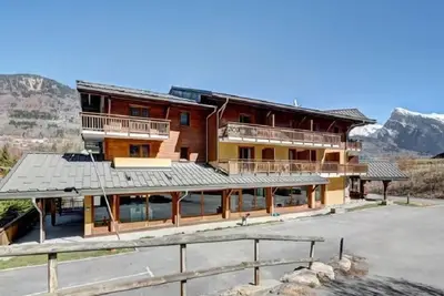 Image de Morillon | Studio + Child-Friendly | Sleeps 4