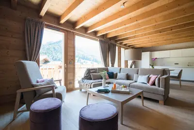Image de Praz-sur-Arly | Sleeps 9 | Year-Round Adventure