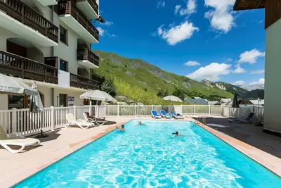 Image de Sleeps 6! Alpine Paradise | 1-Bedroom Apartment