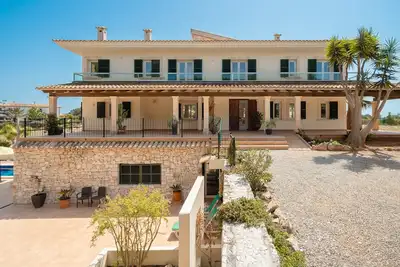 Image de Villa 'Salinas De Mallorca' avec piscine privée, Wi-Fi et climatisation