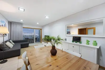 Image de Appartement 'Vagueira - Luzes, Mar, Ação' avec balcon et Wi-Fi