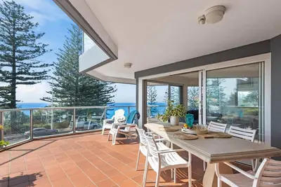 Image de Oceanview Escape Idyllic Beachfront Dreaming
