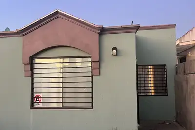 Image de Cousy 1 Bed- 1 Bath House - 20 min from San Ysidro, Ideal for Single or Couple.